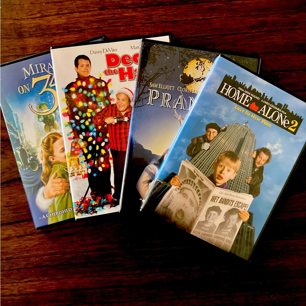 Christmas Collection: Miracle on 34th St, Deck the Halls, Home Alone 2, Prancer